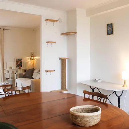 Spacious Cocoon Near Paris Апартаменты